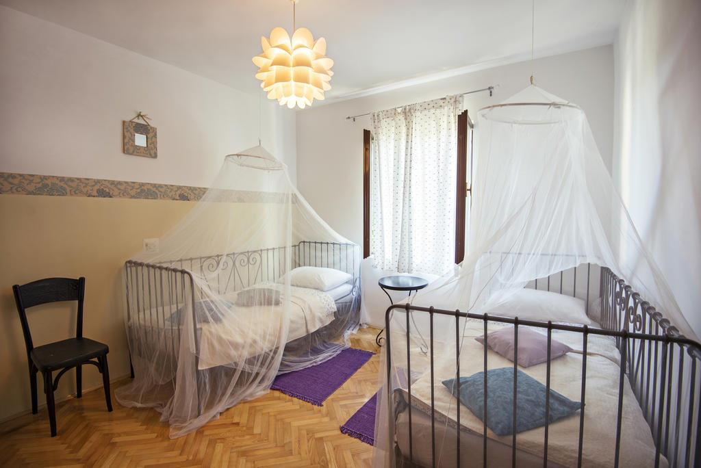 Apartments Petrcane Welcome Номер фото