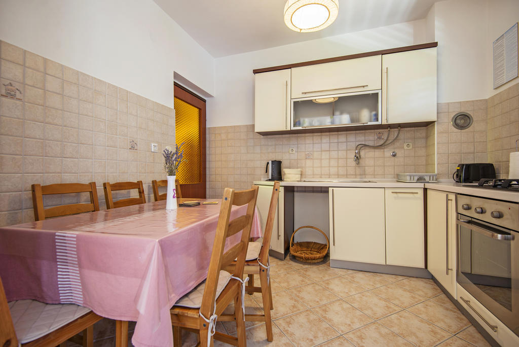 Apartments Petrcane Welcome Номер фото