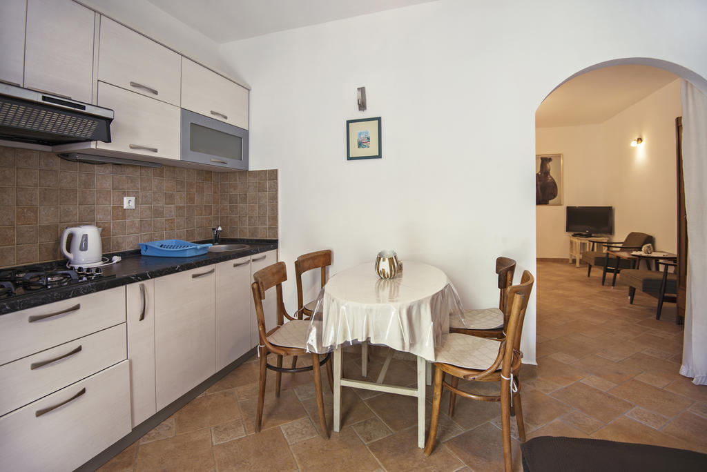 Apartments Petrcane Welcome Номер фото